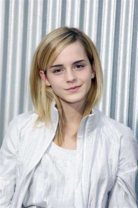 emma watson face of chanel|emma watson paris fashion week.